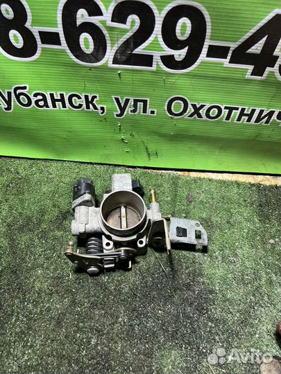 Дросельная заслонка Opel Astra G 1.6 X16XEL