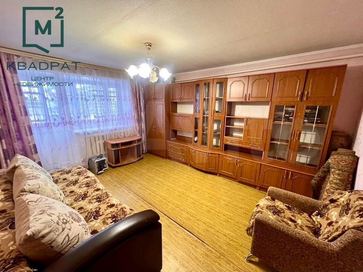 2-к. квартира, 52 м², 1/2 эт.