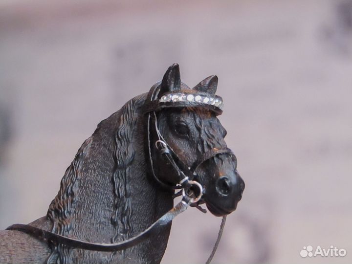 Уздечка со стразами на лошадь шляйх