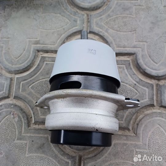 Подушка двигателя ауди Q 7 4l