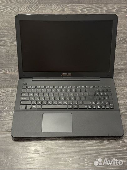 Ноутбук asus X554L