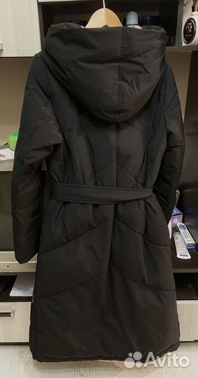 Пуховик женский длинный