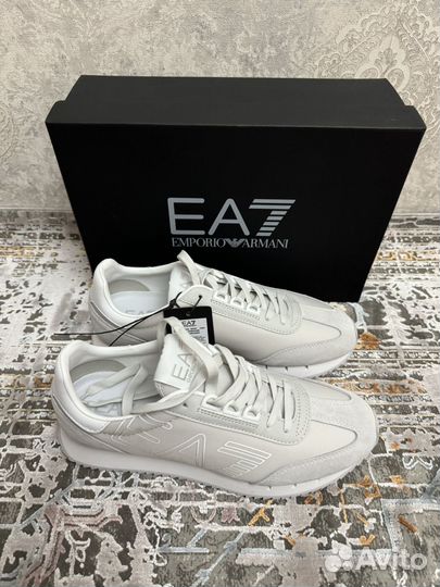 Кроссовки emporio armani ea7