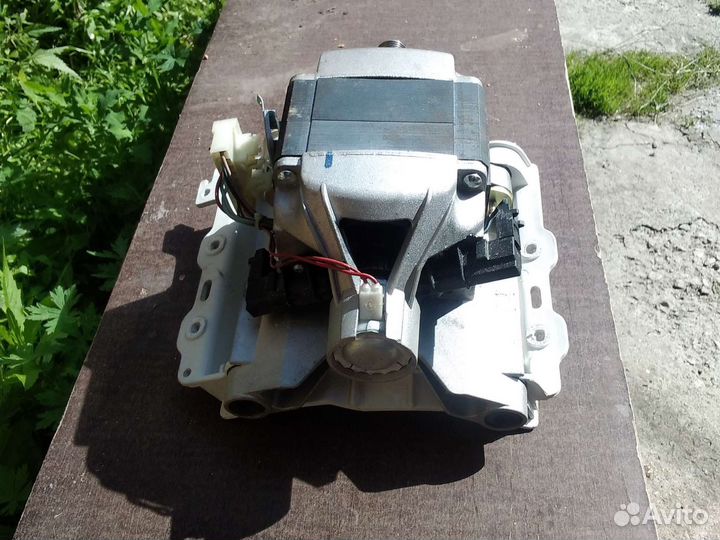 Электродвигатель LG