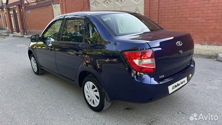 LADA Granta 1.6 AT, 2012, 108 077 км