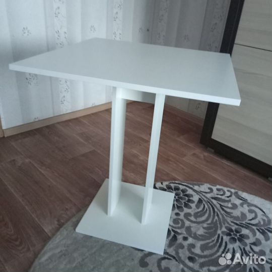 Кухонный стол