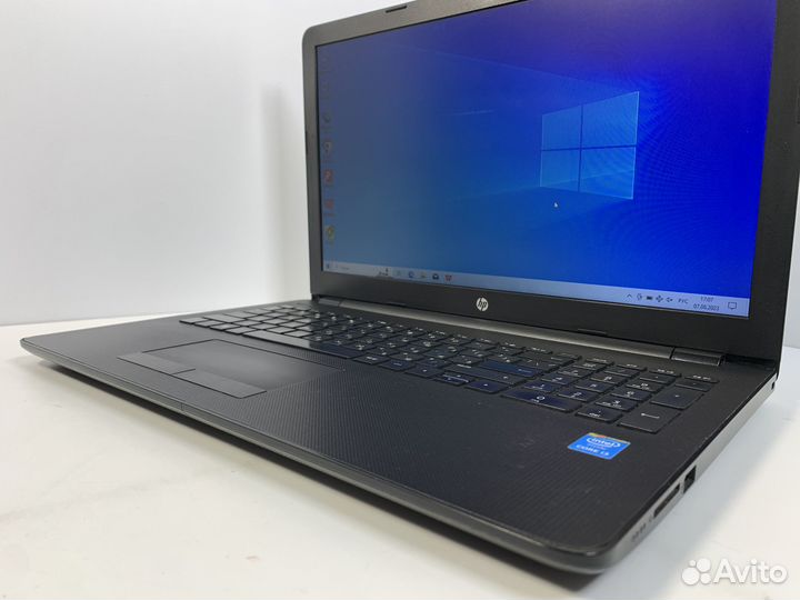 Ноутбук HP Core i3/8Gb/SSD240Gb