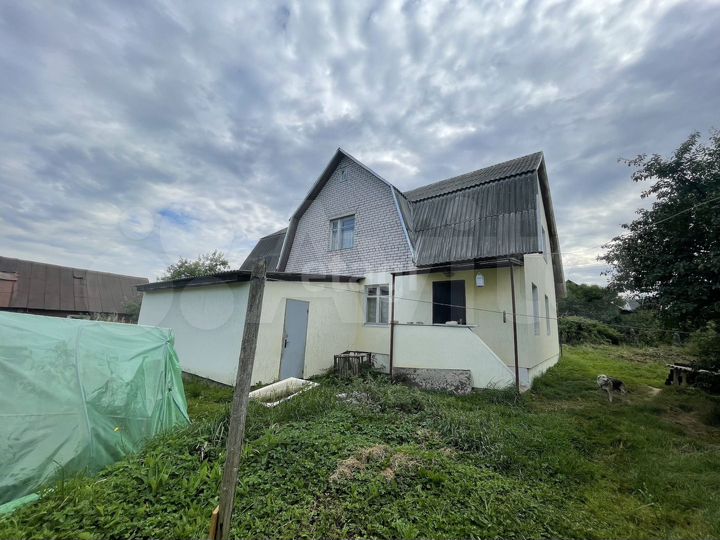 Дом 186 м² на участке 12 сот.