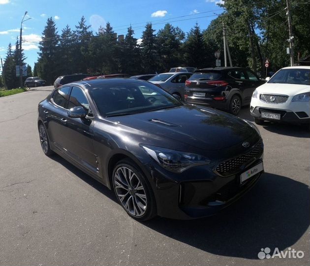 Kia Stinger 2.0 AT, 2019, 52 000 км