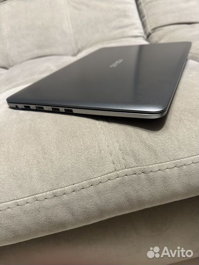 Asus