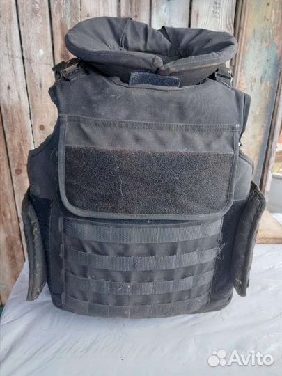 Бронежилет