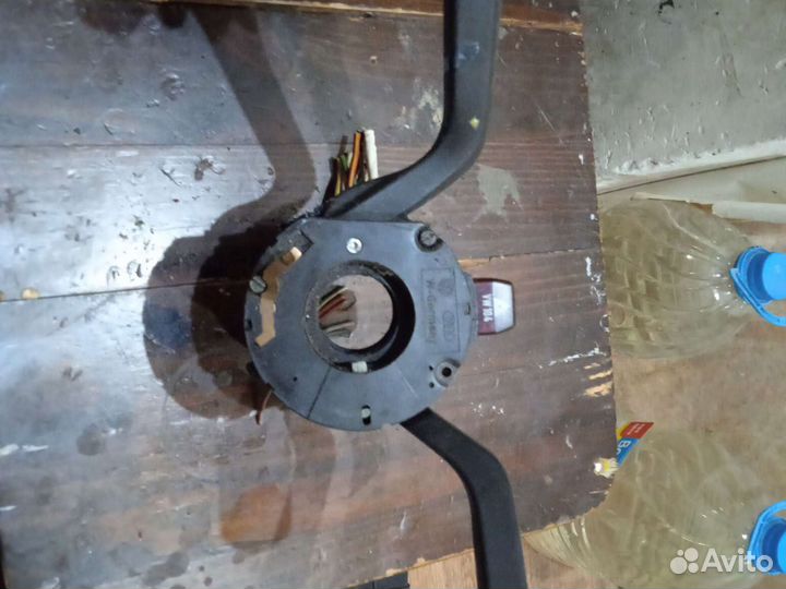 Подрулевой переключатель