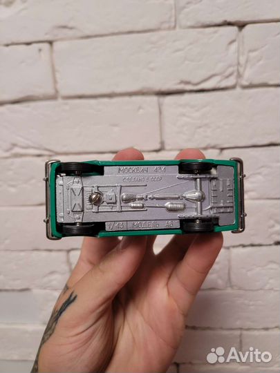 Модель 1:43 Москвич 434 А6