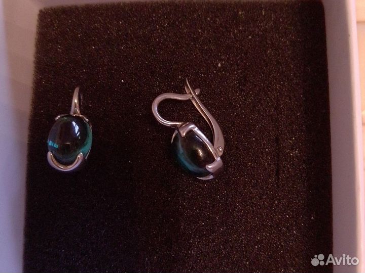 Серьги с натуральным камнем (кварц зеленый)