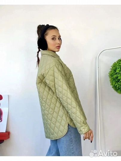 Ветровка женская