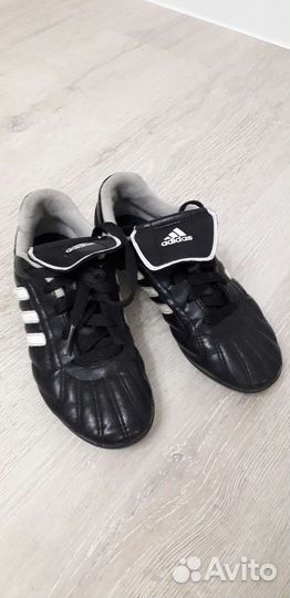 Детские футбольные бутсы adidas р.31