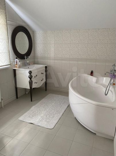 Коттедж 130 м² на участке 6 сот.