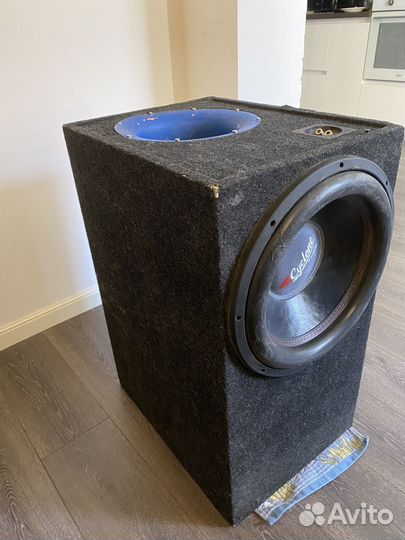 Сабвуфер урал циклон 15
