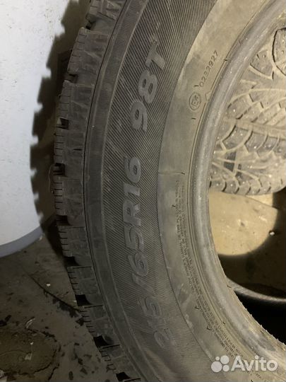 Hankook Winter I'Pike 215/65 R16 98