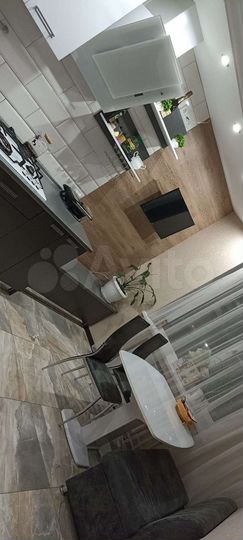 3-к. квартира, 90 м², 6/7 эт.