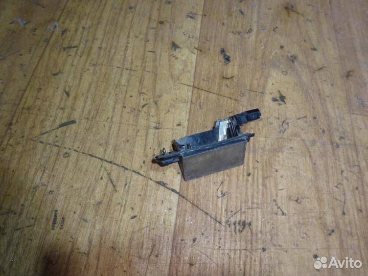 Фонарь номерного знака BMW 3-серия E36 1991-1998