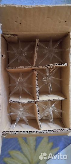 Светильник Салют потолочный. Плафоны лишние