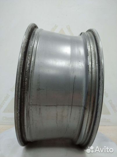 Диск литой R19 Volkswagen Touareg 3