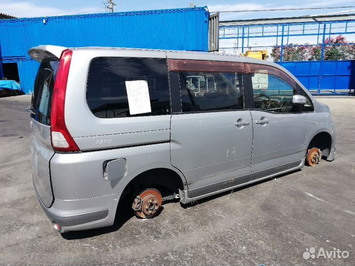 Бачок расширительный Nissan Serena C25