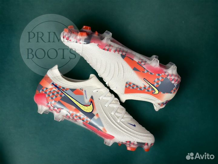 Бутсы Nike Phantom luna