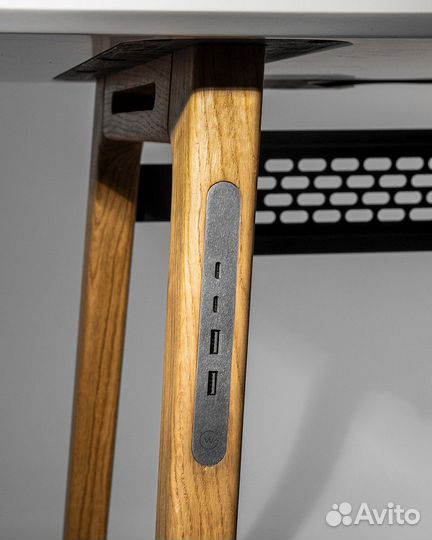 Стол компьютерный игровой