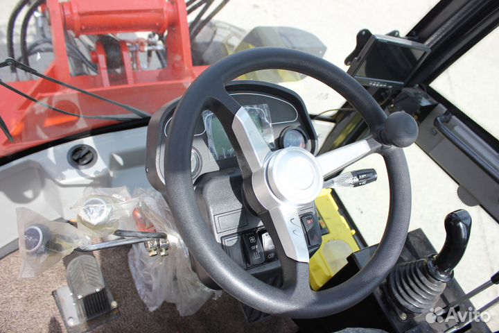 Телескопический погрузчик Redstar TL2500G, 2023