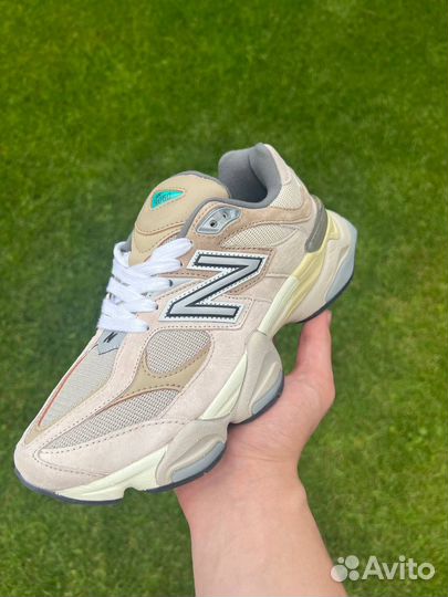 New Balance 9060 