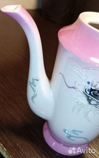 Чайник Кофейник с драконом фарфор made in Japan