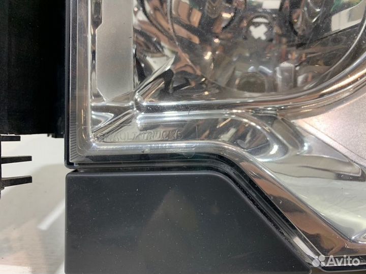 Фара передняя левая Renault Range T C 2013