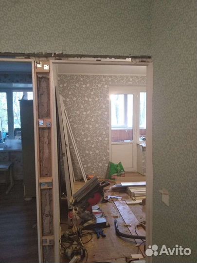 Установка межкомнатных и входных дверей