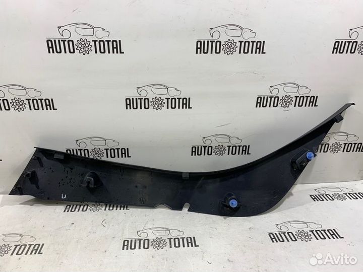 Обшивка стойки задняя правая Renault Logan 2