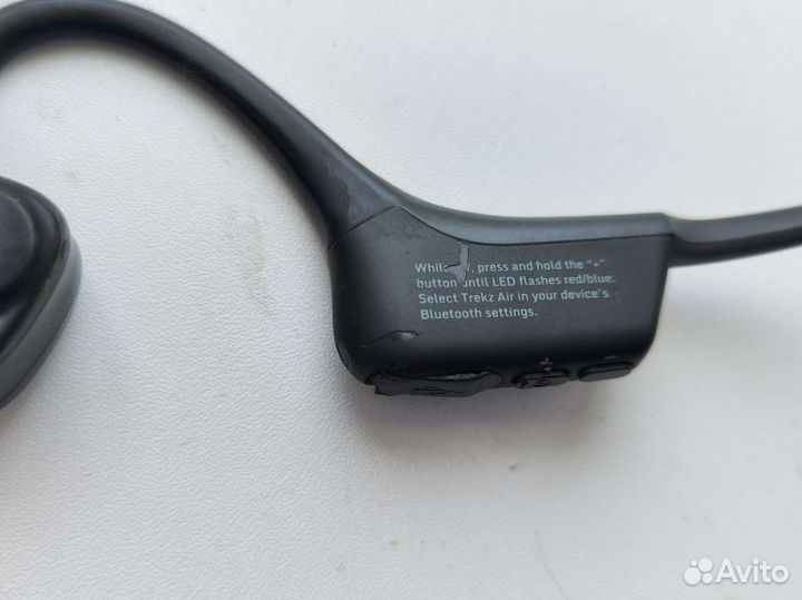 Спортивные Bluetooth-наушники AfterShokz Trekz Air