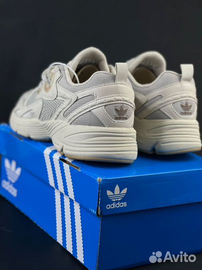 Кроссовки мужские adidas новые