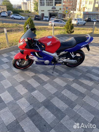 Honda CBR 600 f4