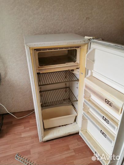Холодильник бу