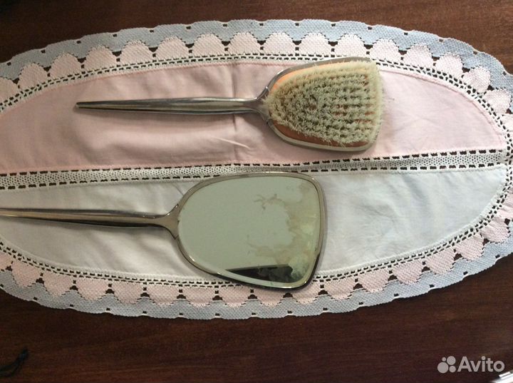 Набор зеркало и щетка