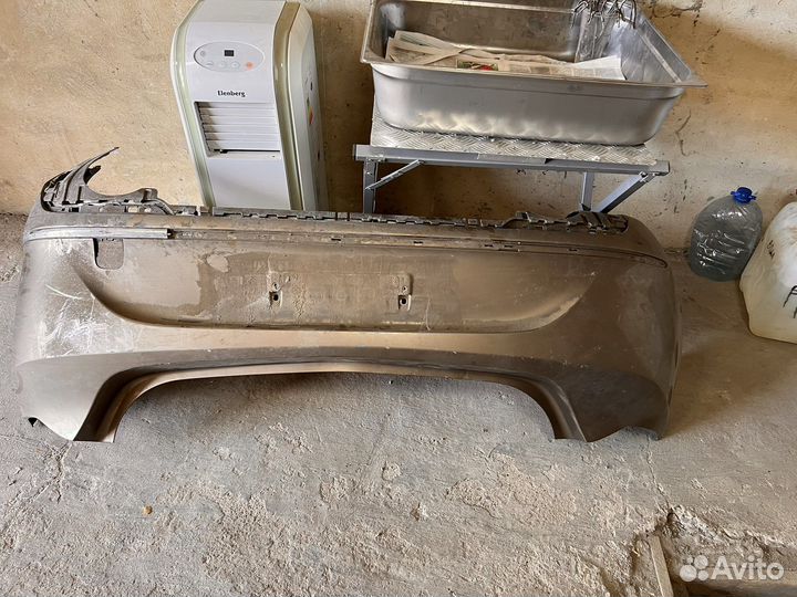 Задний бампер на opel astra j