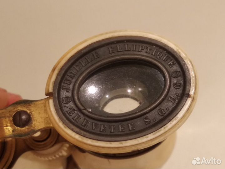 Театральный бинокль, кость