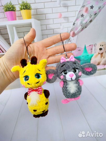 Вязаные игрушки брелки