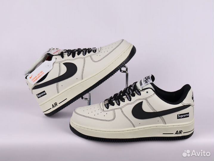 Отличные Nike Air Force Supreme