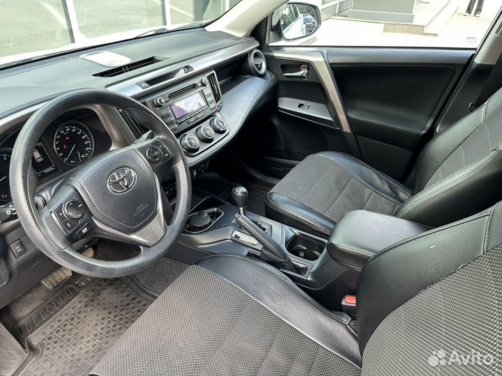 Toyota RAV4 2.0 CVT, 2017, 70 500 км