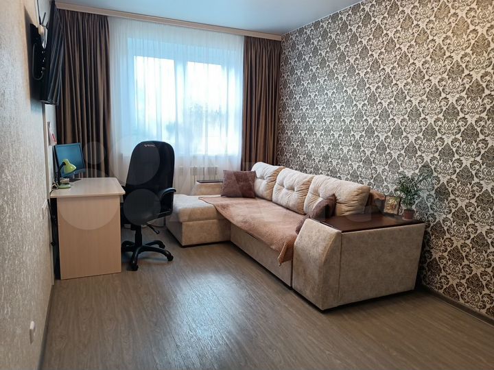 2-к. квартира, 45 м², 1/7 эт.