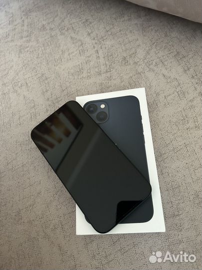 Телефон iPhone13