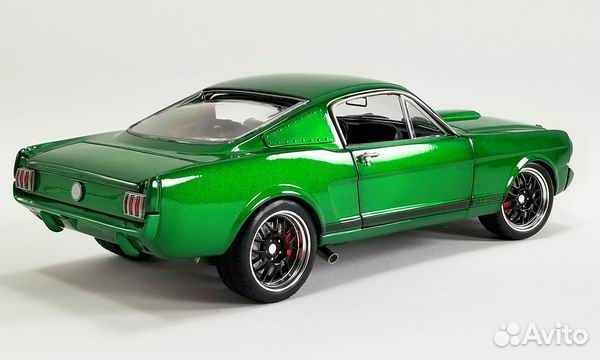 Ford Shelby GT350R Green Hornet 1965 1/18