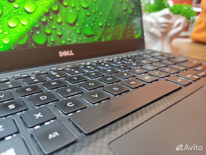 Ультрабук Dell XPS 13 9350